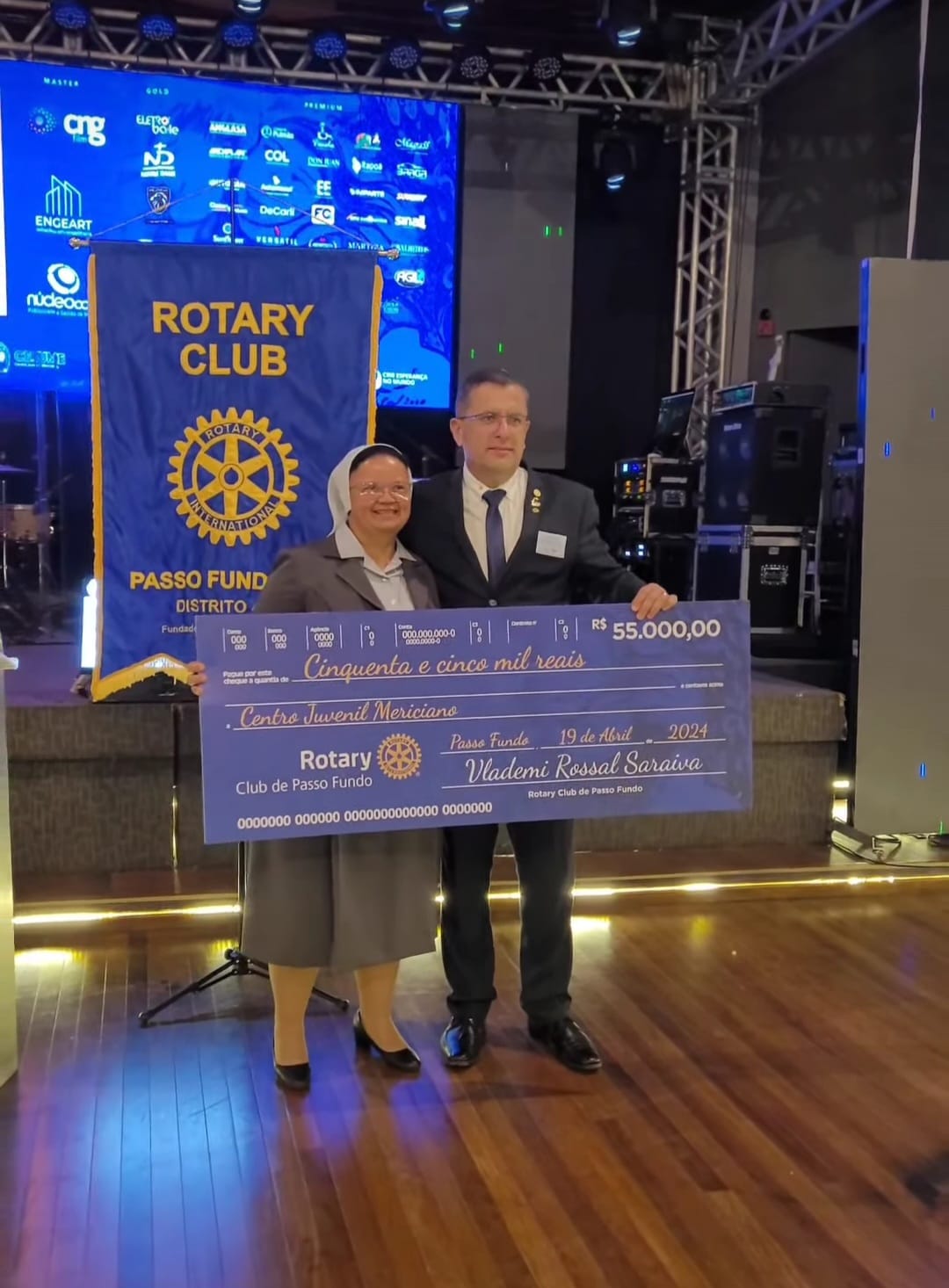 Rotary Clube beneficia CEJUME